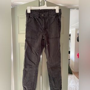 American eagle high waisted joggers - black - size 6